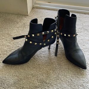 Valentino rockstud bootie